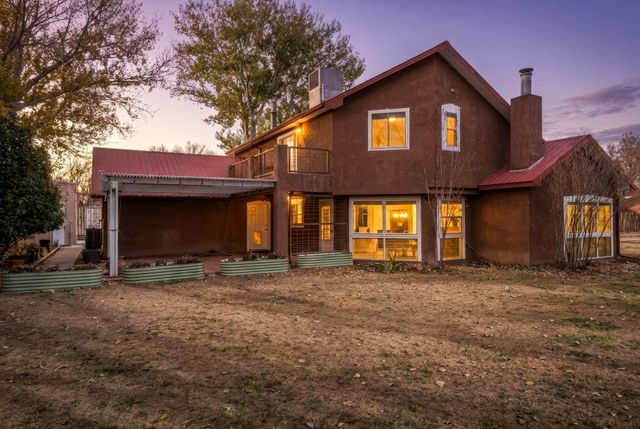 2313 Malpais Road SW, Albuquerque, NM 87105