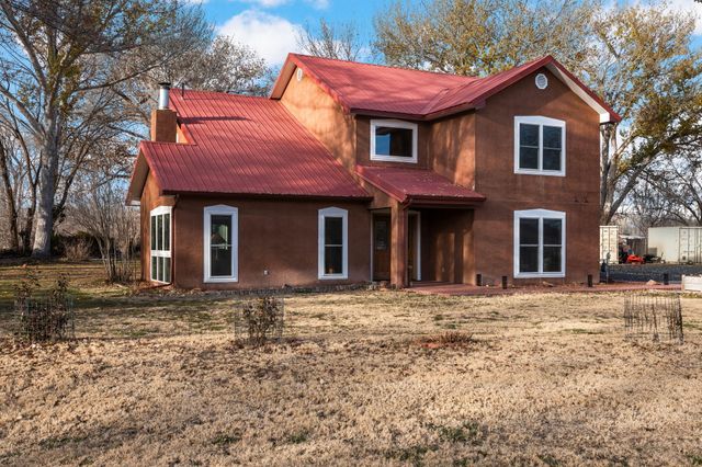 2313 Malpais Road SW, Albuquerque, NM 87105