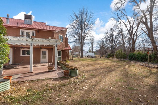 2313 Malpais Road SW, Albuquerque, NM 87105