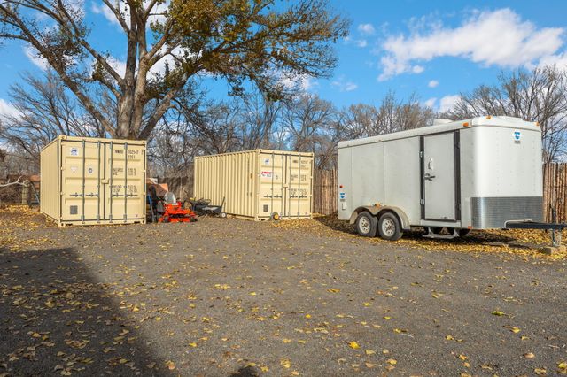 2313 Malpais Road SW, Albuquerque, NM 87105