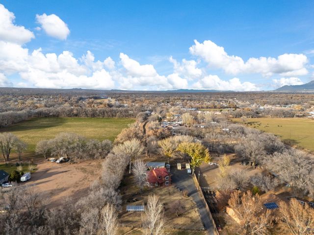 2313 Malpais Road SW, Albuquerque, NM 87105