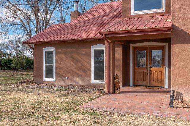 2313 Malpais Road SW, Albuquerque, NM 87105