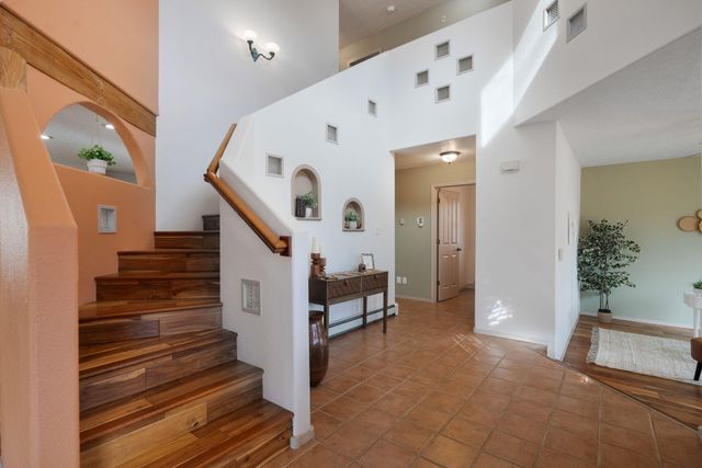 2313 Malpais Road SW, Albuquerque, NM 87105