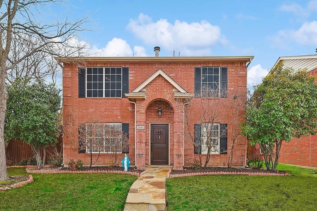 1404 Ross Drive, Lewisville, TX 75067