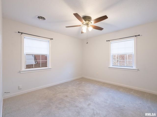 1503 AUGUSTA Street, Pekin, IL 61554