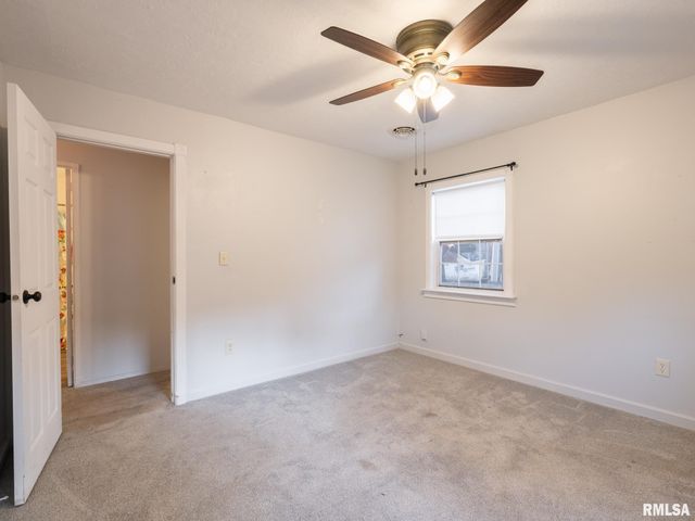 1503 AUGUSTA Street, Pekin, IL 61554