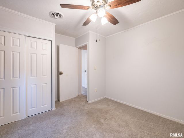 1503 AUGUSTA Street, Pekin, IL 61554