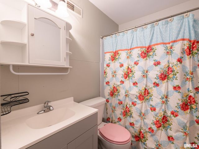 1503 AUGUSTA Street, Pekin, IL 61554