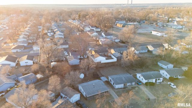 1503 AUGUSTA Street, Pekin, IL 61554