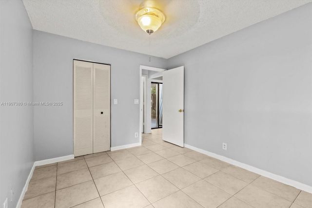 3502 Waterview Cir, Palm Springs, FL 33461