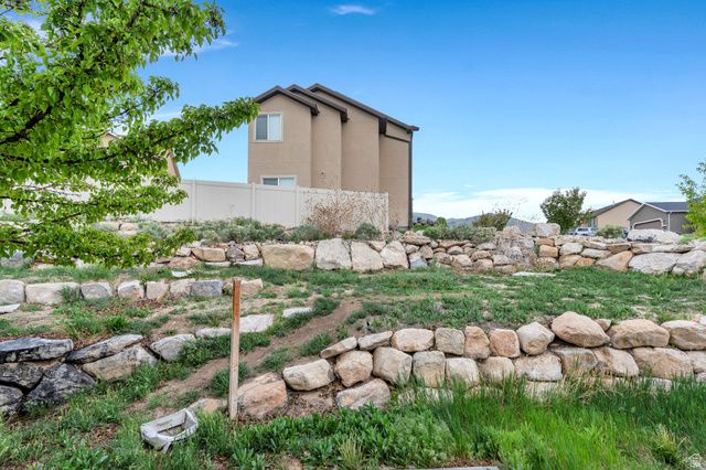 291 W KESTREL DR, Saratoga Springs, UT 84045