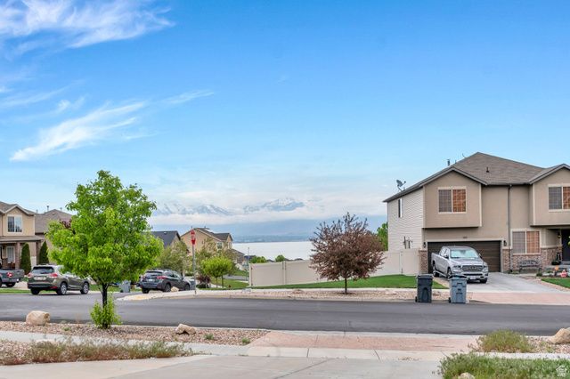 291 W KESTREL DR, Saratoga Springs, UT 84045
