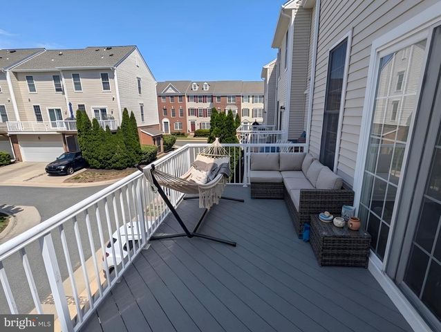 25371 SHIPLEY TERRACE, Chantilly, VA 20152