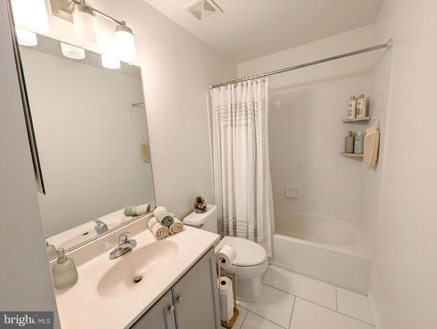 25371 SHIPLEY TERRACE, Chantilly, VA 20152