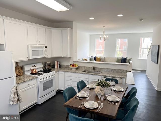 25371 SHIPLEY TERRACE, Chantilly, VA 20152