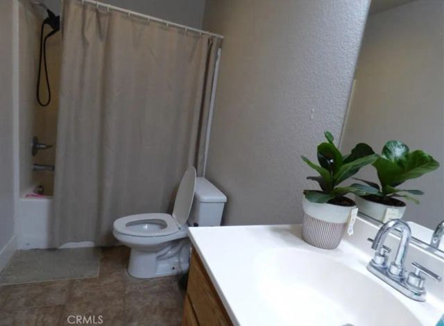 6279 Long Cove Drive, Fontana, CA 92336