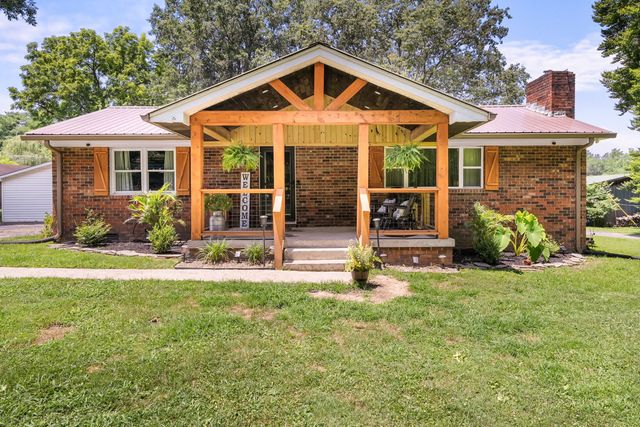 311 Chapman Chapel Rd, Pelham, TN 37366