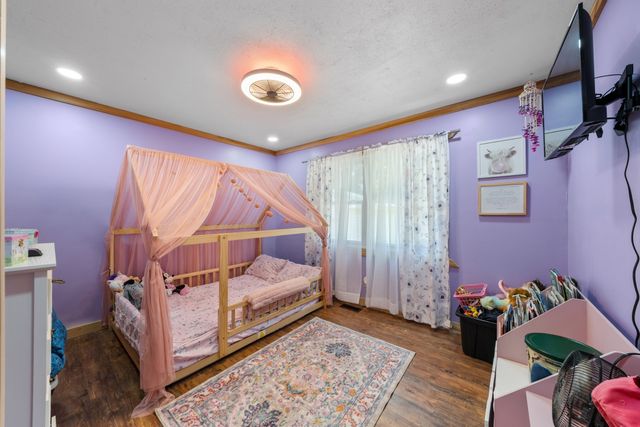 311 Chapman Chapel Rd, Pelham, TN 37366