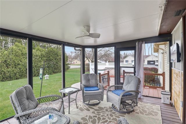 79 KAYE PARK Terrace, Gates, NY 14624