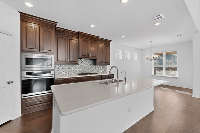 2249 English Ivy Road, Frisco, TX 75033