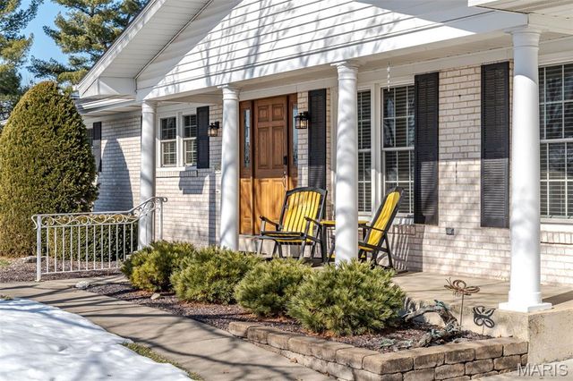 803 Fieldcrest Drive, Washington, MO 63090