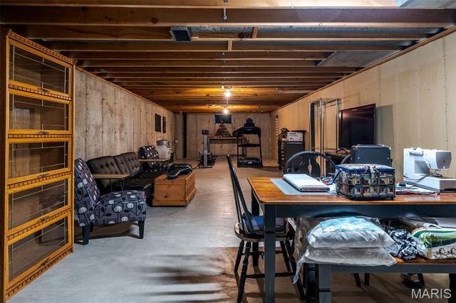 803 Fieldcrest Drive, Washington, MO 63090