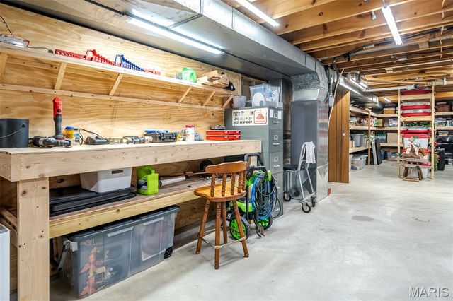 803 Fieldcrest Drive, Washington, MO 63090