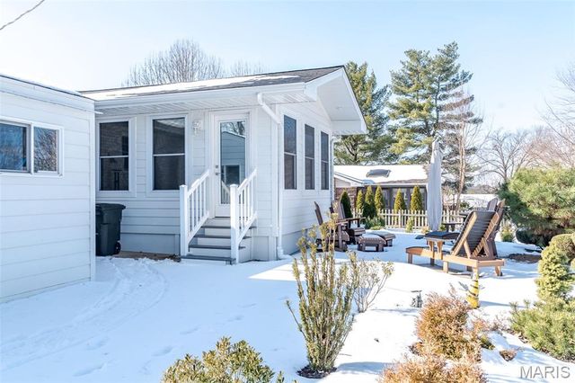 803 Fieldcrest Drive, Washington, MO 63090