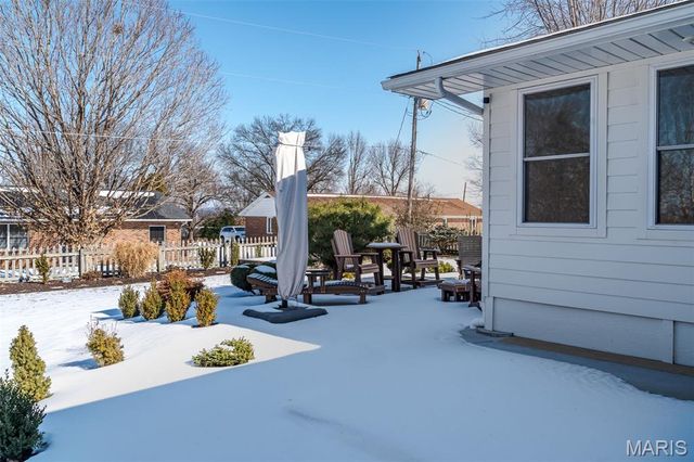 803 Fieldcrest Drive, Washington, MO 63090