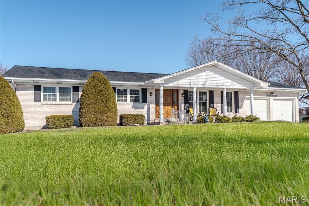 803 Fieldcrest Drive, Washington, MO 63090