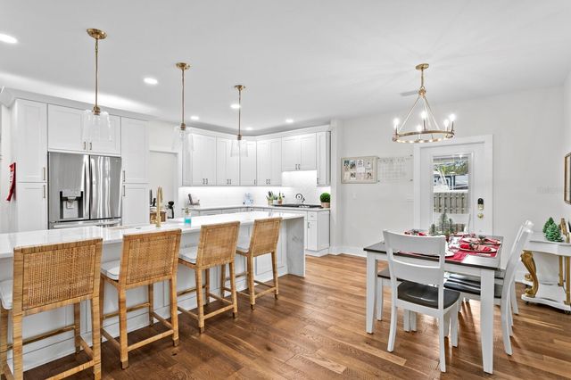 1719 11TH STREET N, St Petersburg, FL 33704