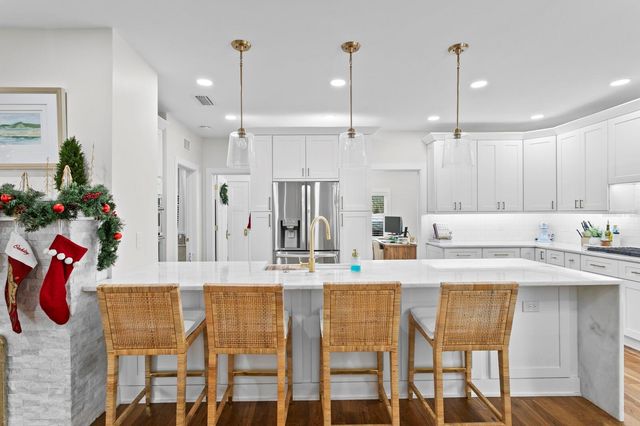 1719 11TH STREET N, St Petersburg, FL 33704