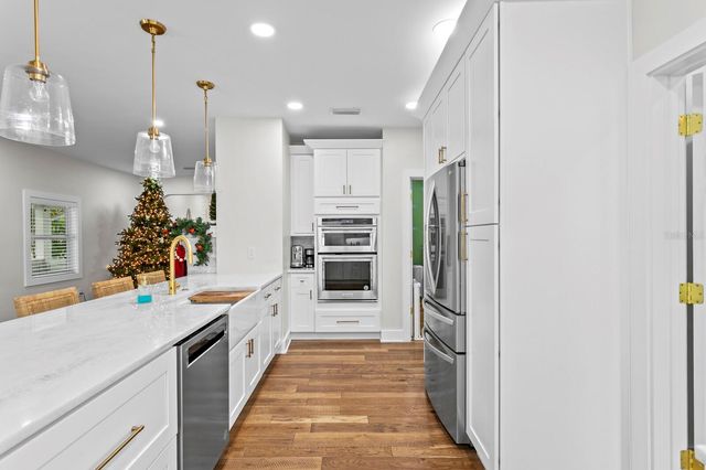 1719 11TH STREET N, St Petersburg, FL 33704