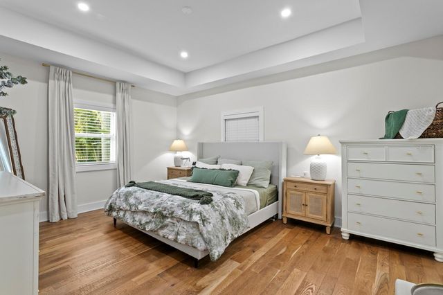 1719 11TH STREET N, St Petersburg, FL 33704