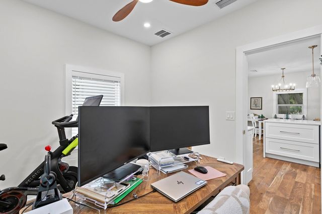 1719 11TH STREET N, St Petersburg, FL 33704