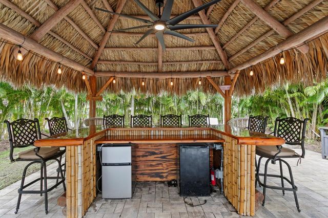 1719 11TH STREET N, St Petersburg, FL 33704