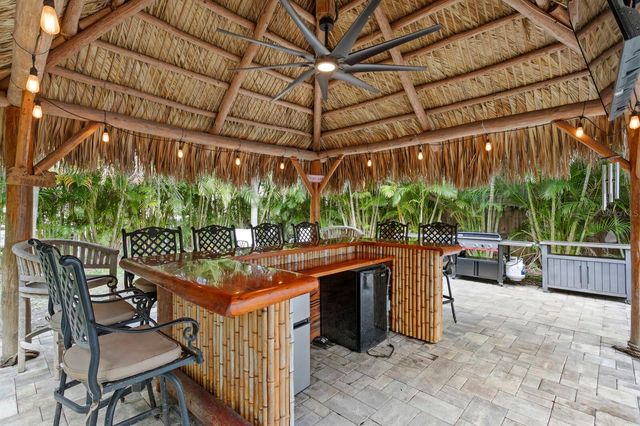 1719 11TH STREET N, St Petersburg, FL 33704