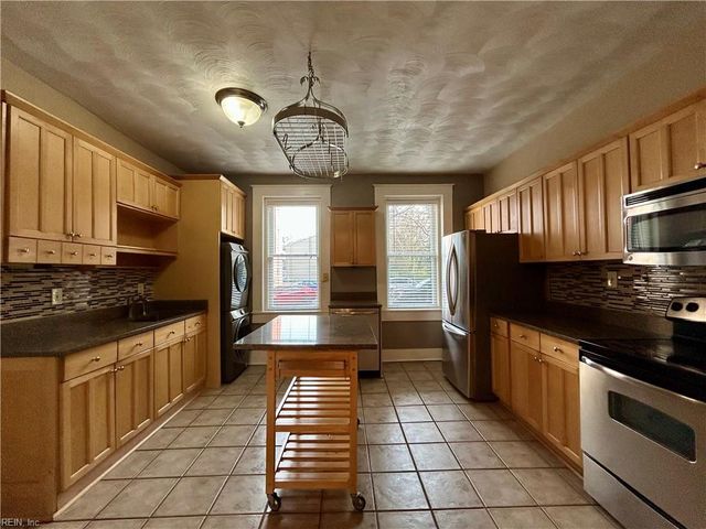 3020 Colonial Ave Apt A1, Norfolk, VA 23508