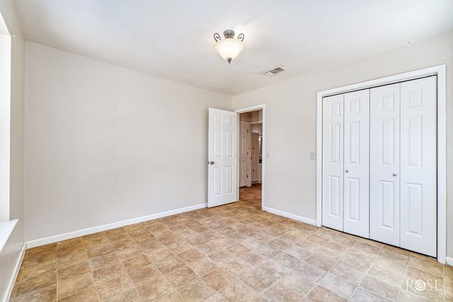 6343 County Rd 101, Mertzon, TX 76941