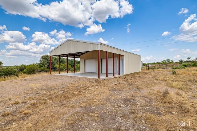6343 County Rd 101, Mertzon, TX 76941