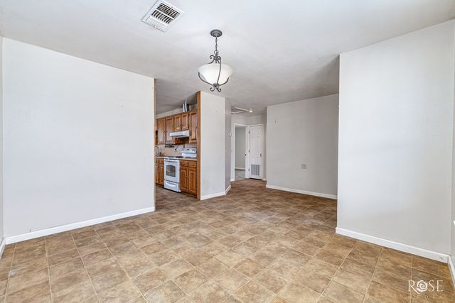 6343 County Rd 101, Mertzon, TX 76941