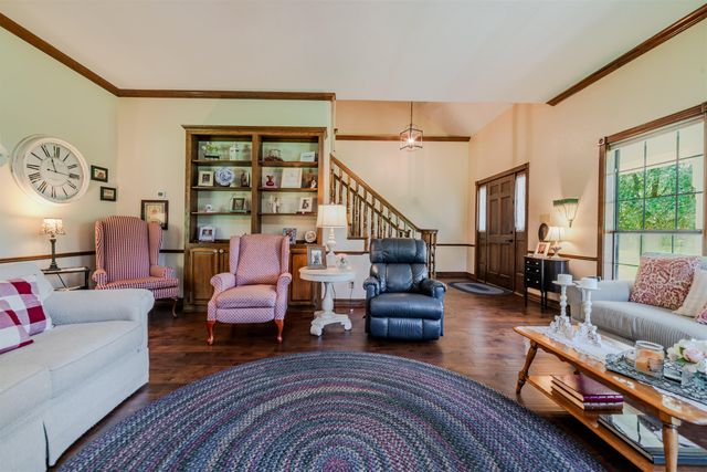 7686 Gopher Rd, Gilmer, TX 75644