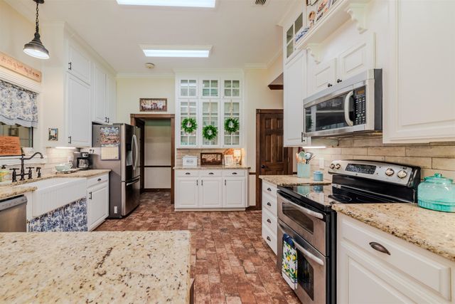 7686 Gopher Rd, Gilmer, TX 75644