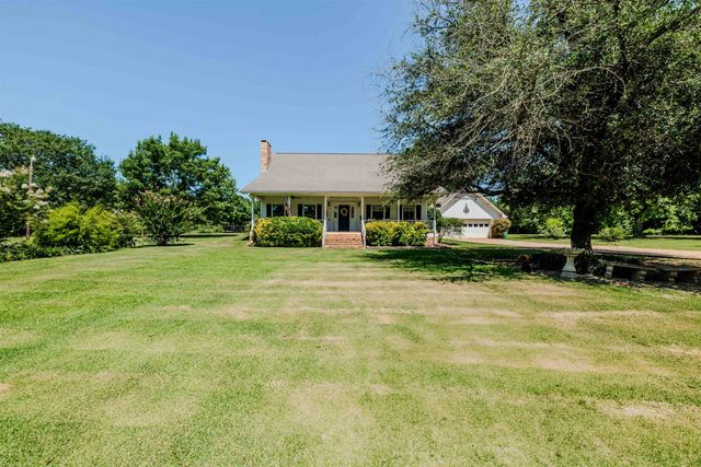 7686 Gopher Rd, Gilmer, TX 75644