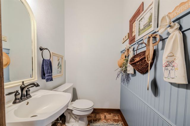 7686 Gopher Rd, Gilmer, TX 75644