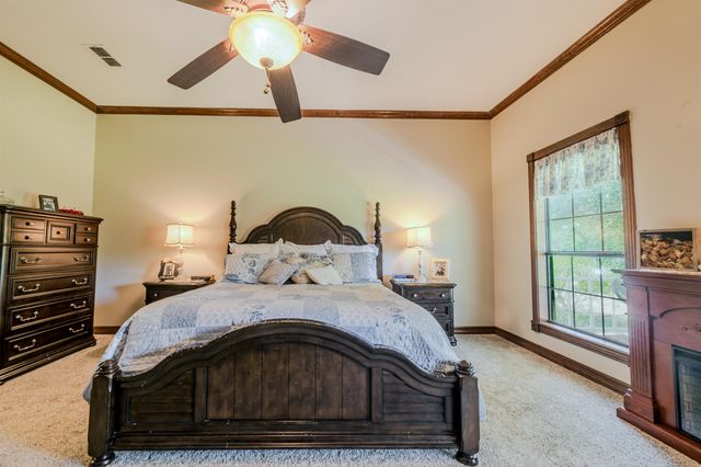 7686 Gopher Rd, Gilmer, TX 75644