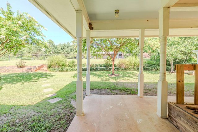 7686 Gopher Rd, Gilmer, TX 75644