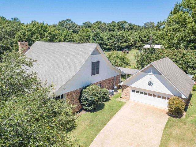 7686 Gopher Rd, Gilmer, TX 75644