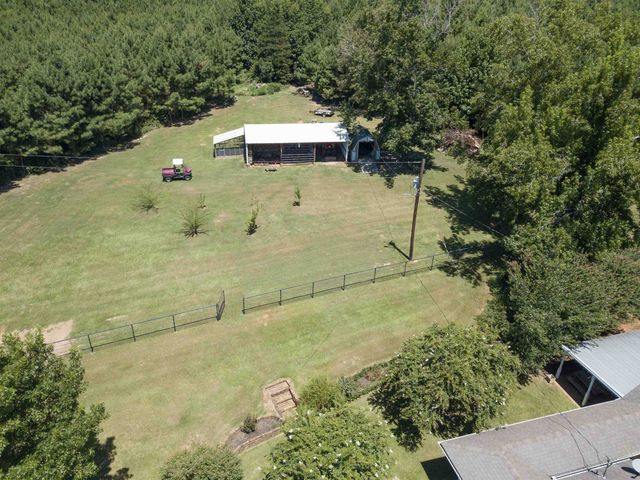 7686 Gopher Rd, Gilmer, TX 75644