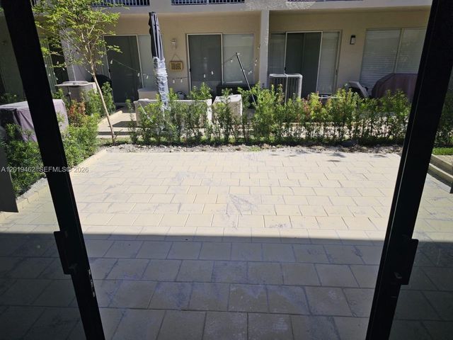 21394 Marina Cove Cir 12-H, Aventura, FL 33180